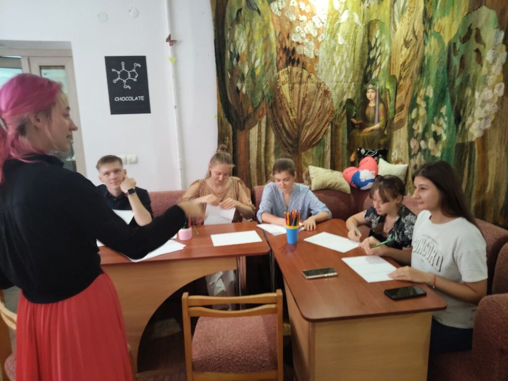 Учасники психологічної зустрічі-тренінгу