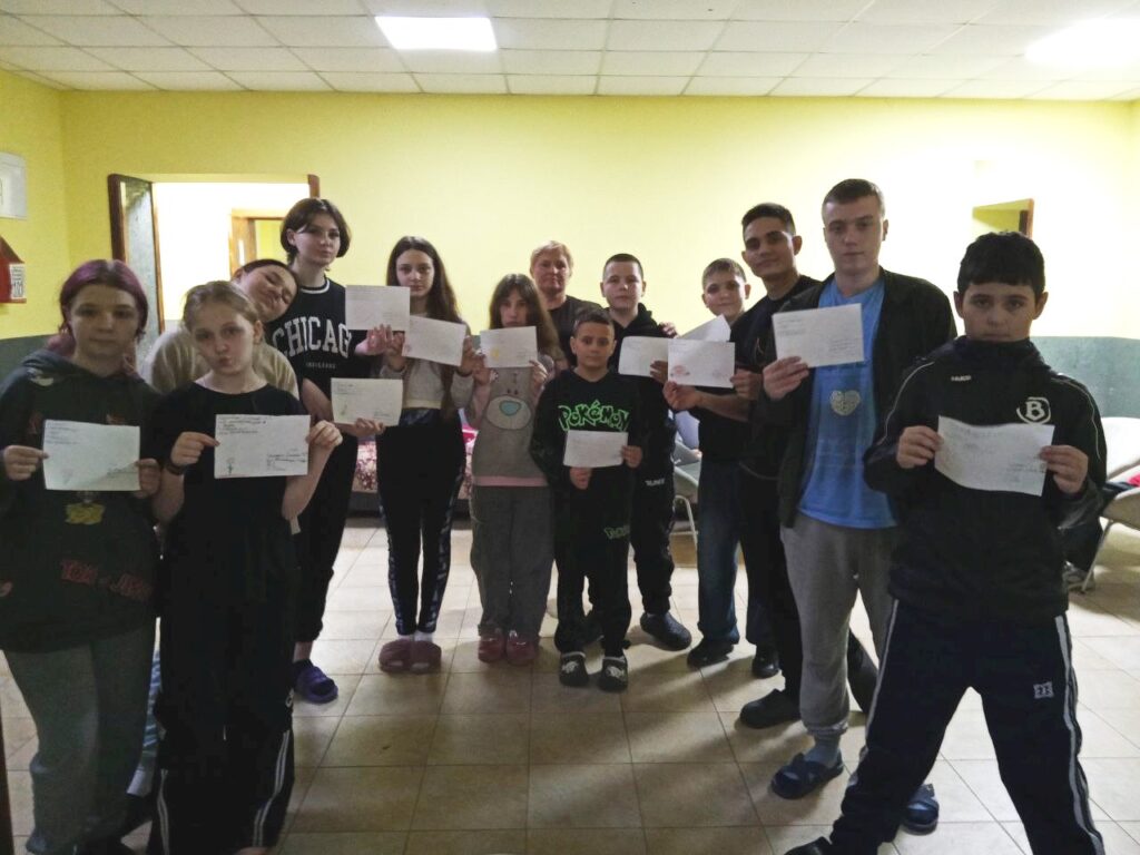 Учасники квесту до Всесвітнього дня пошти