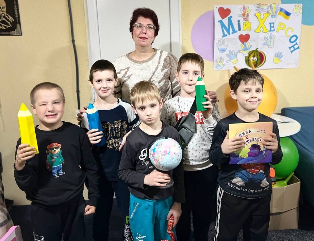 Учасники дитячого клубу "Читай-компанія" на програмі